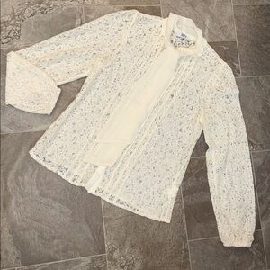 Suzy Shier Ivory Lace Tie-Neck Blouse 70s vibes NWOT XS